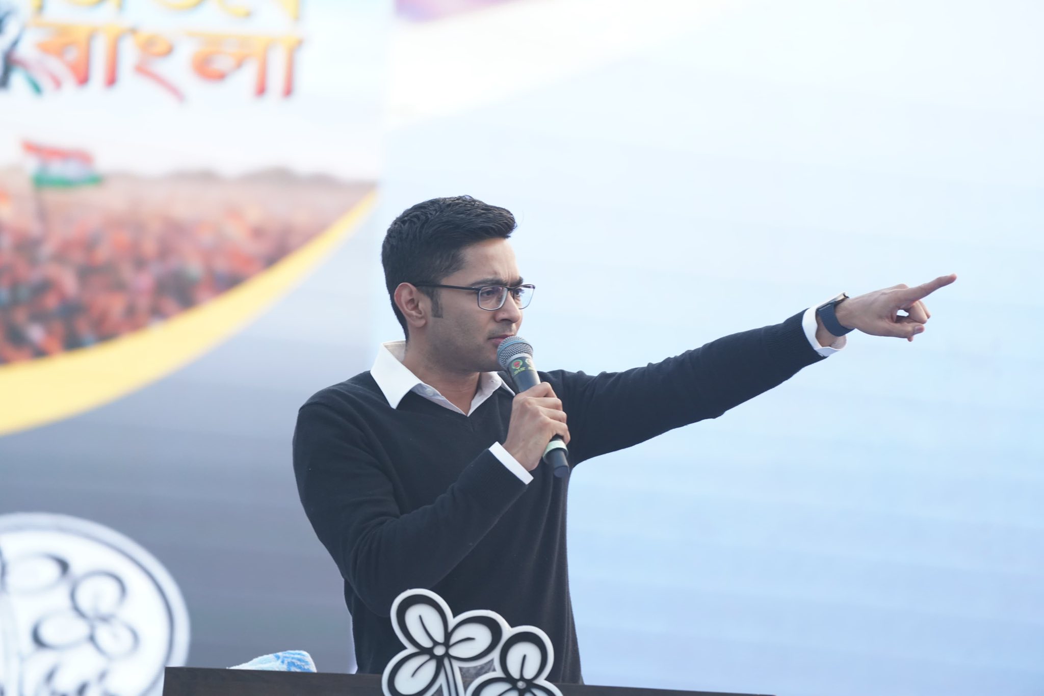 অমর্ত্য সেনকে নোটিস! মানুষ জবাব দেবে ভোটবাক্সে: অভিষেক
